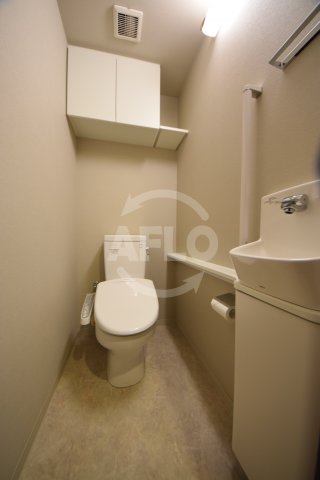 トイレ　アートアルテール　温水洗浄便座付き