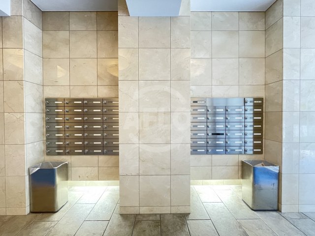 ロビー　アーデンタワー立売堀　ひろびろとしたロビー