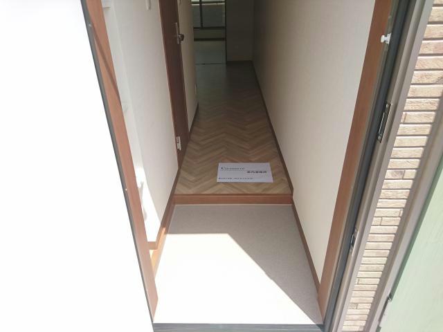 玄関　※別部屋写真