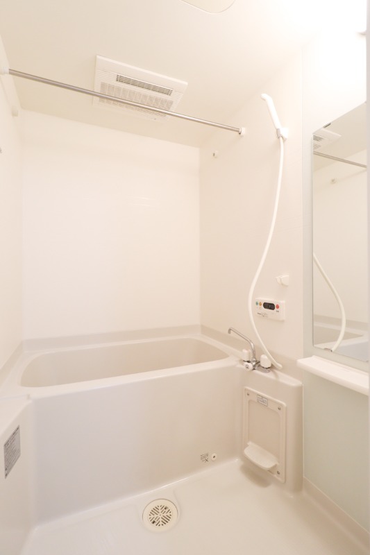 バス・シャワールーム　図面と現状に相違がある場合には現状を優先