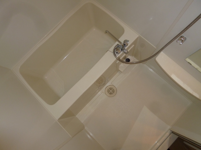 バス・シャワールーム　バストイレ別でおすすめです☆