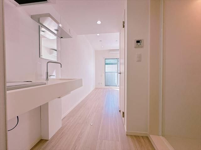 玄関　※参考写真