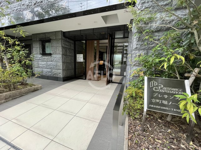 エントランス　プレサンス京町堀ノース　エントランス