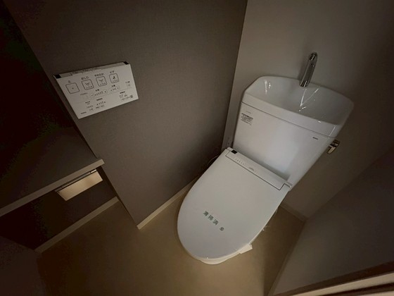 トイレ　※別部屋の写真です