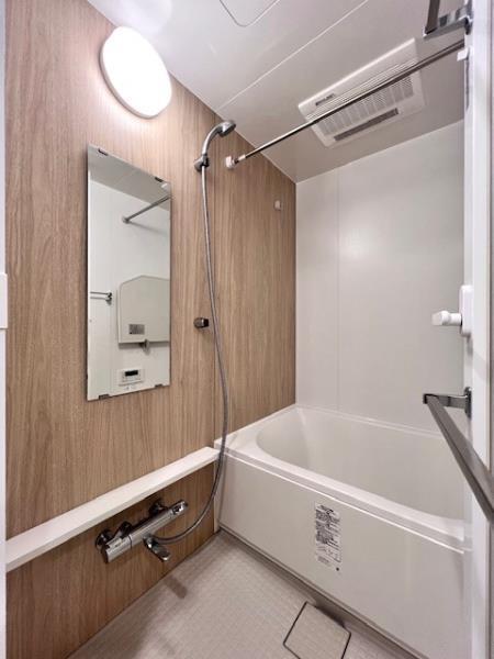 バス・シャワールーム　バス