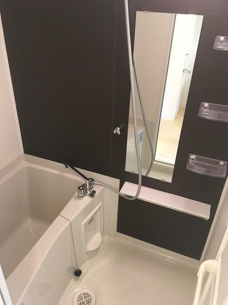 バス・シャワールーム　洗面