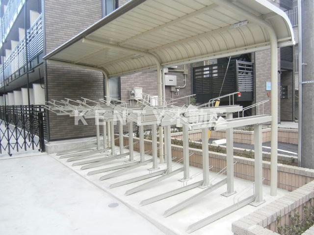 その他設備　立体式駐輪スペース