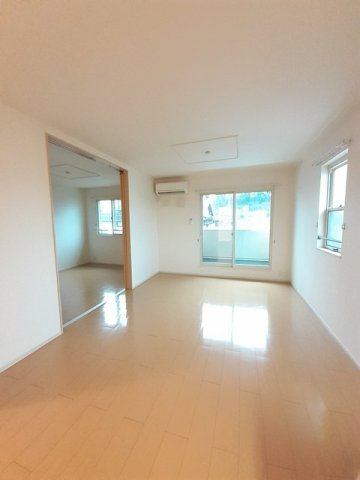 居室・リビング　ゆったりとしたリビングです