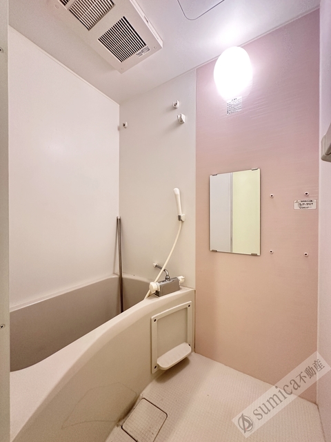 バス・シャワールーム　雨の日も安心な浴室乾燥機完備♪