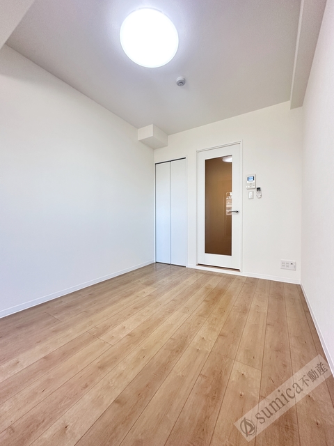 居室・リビング　ホワイトベースで明るい内装♪