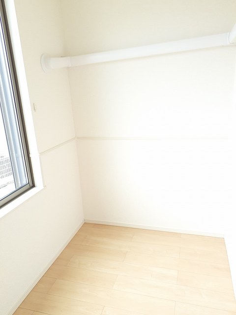 バルコニー　サンルーム付！