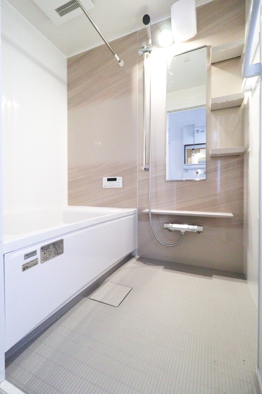 バス・シャワールーム　図面と現状に相違がある場合には現状を優先