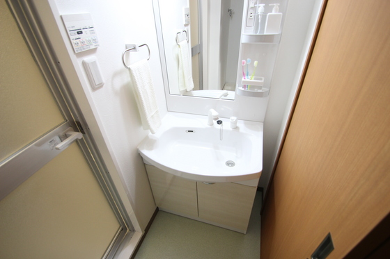 洗面設備　※モデルルームの写真です。