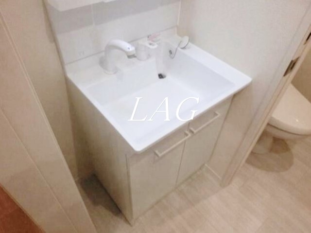 洗面設備　洗面台です。