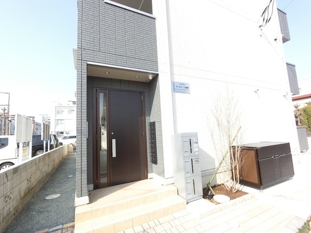 エントランス　エントランス