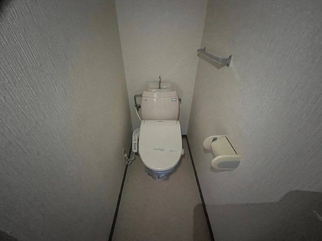 トイレ　別号室の写真