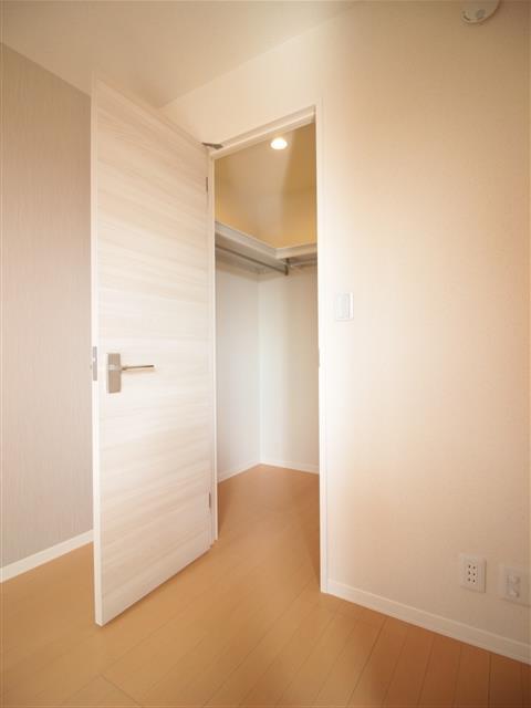 収納　収納便利なウォークインクローゼット