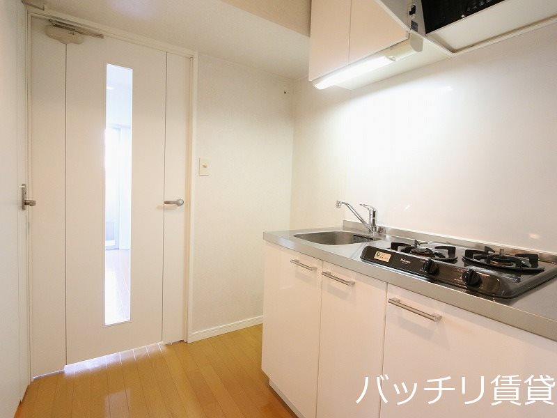 キッチン　同型タイプの為、現状を優先いたします