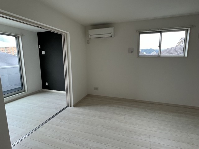 居室・リビング　【居間・リビング】新築時の写真