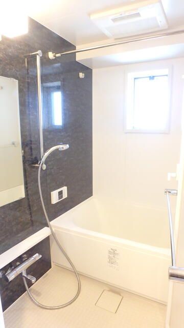 バス・シャワールーム　☆ゆったりくつろげるお風呂☆