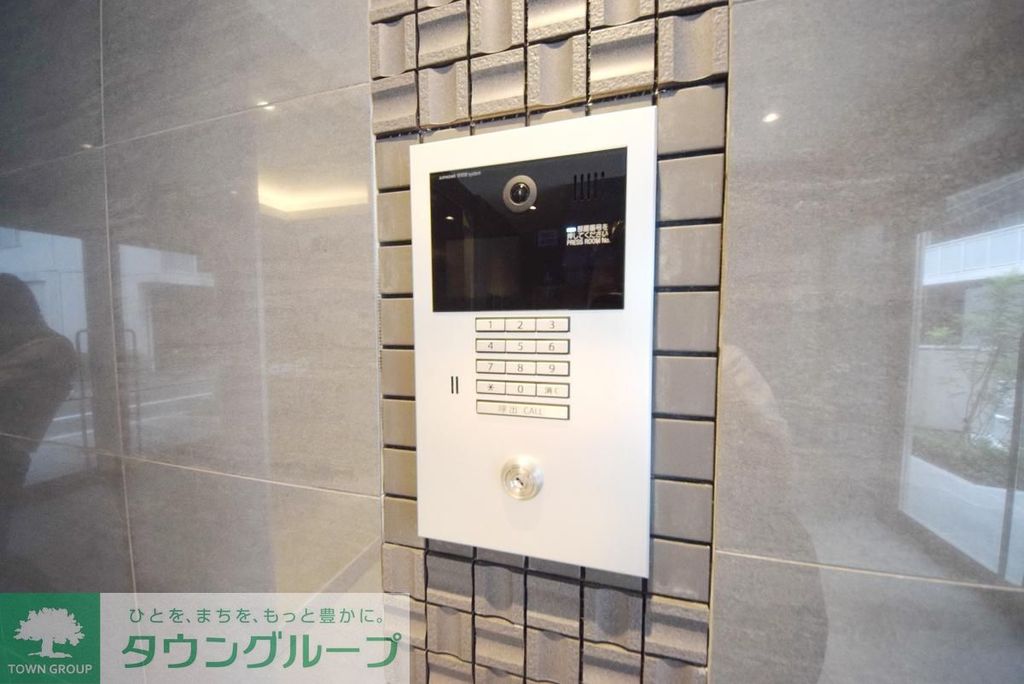 エントランス　エントランス