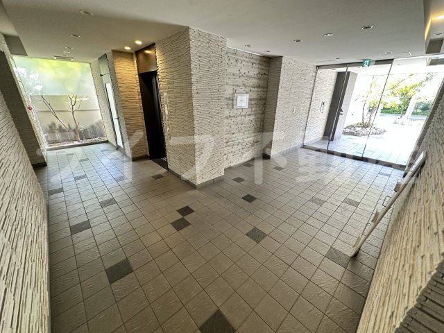 エントランス　毎日通るエントランスはこのようになっています