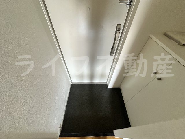玄関　落ち着いた玄関です