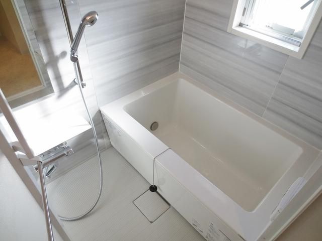 バス・シャワールーム　★浴室乾燥機付き★
