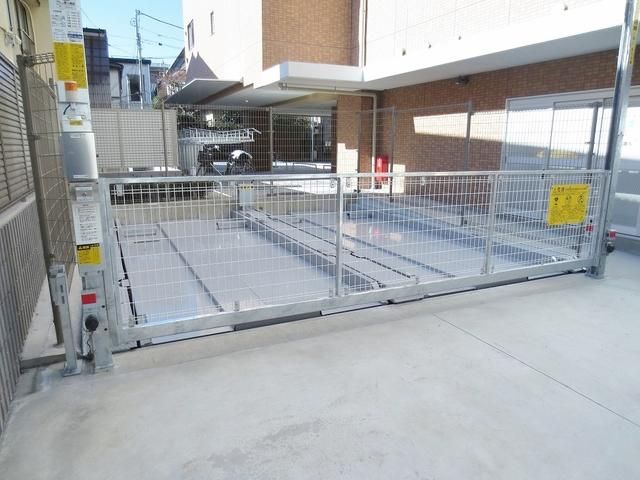 その他共有部分　★駐車場★