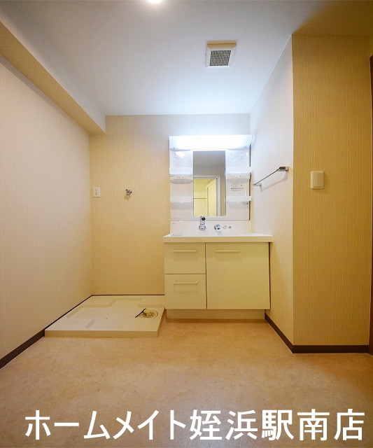 洗面設備　★洗面脱衣所も広々★参考写真