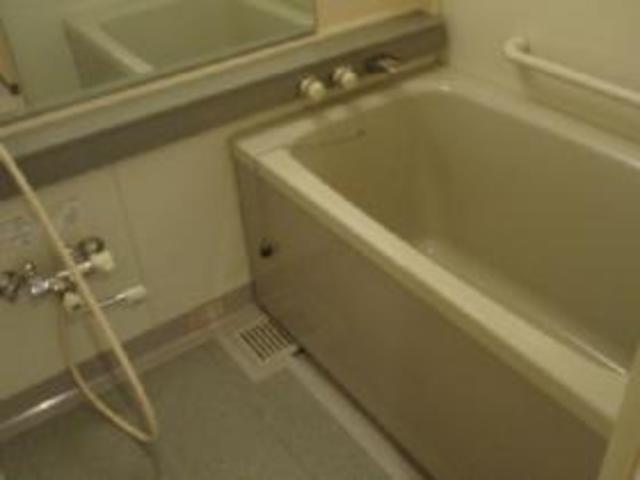 バス・シャワールーム　バスルーム