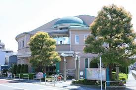 図書館　羽田図書館（図書館）まで147m