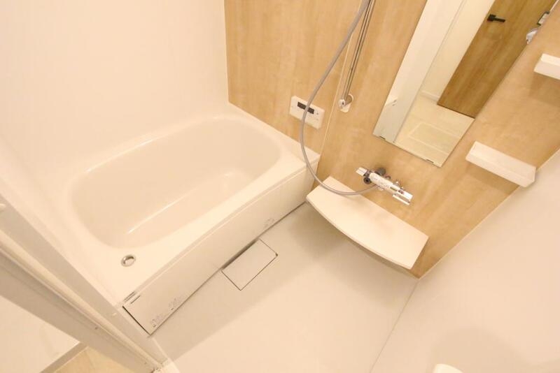 バス・シャワールーム　追い炊き・浴室乾燥機完備