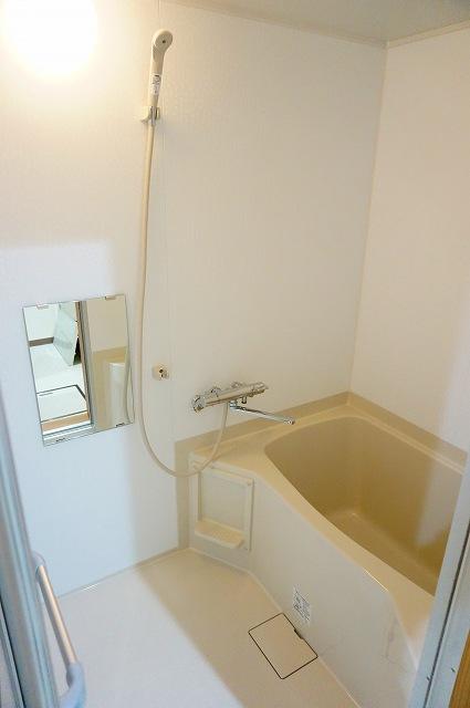 バス・シャワールーム　浴室