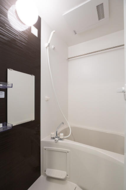 バス・シャワールーム　※写真は同タイプ住戸です。