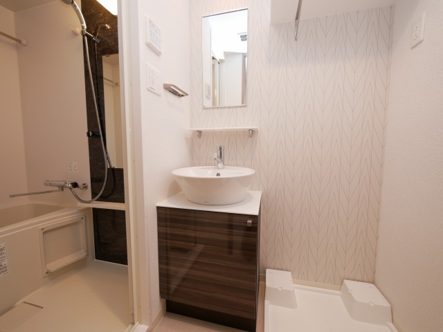 洗面設備　使いやすい洗面所です