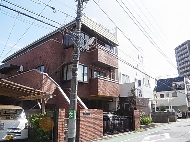 病院　斎藤小児科医院（病院）まで322m