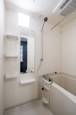バス・シャワールーム　お風呂です