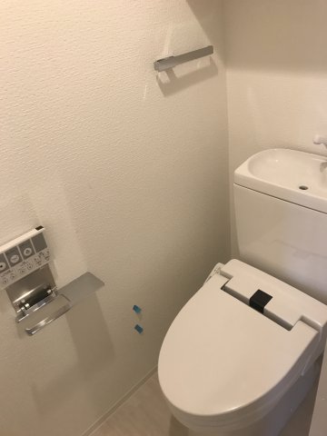 トイレ　落ち着いたトイレです