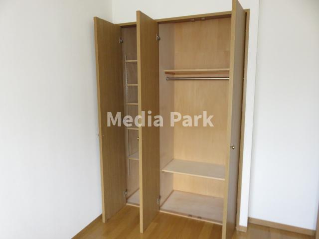 収納　同物件別のお部屋の写真です。参考写真です。