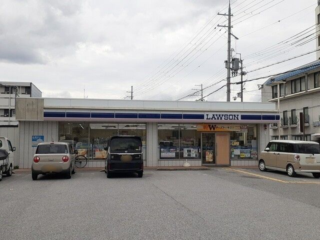 コンビニ　ローソン後三条町店様（コンビニ）まで450m