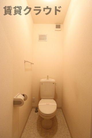 トイレ　トイレもきれいです