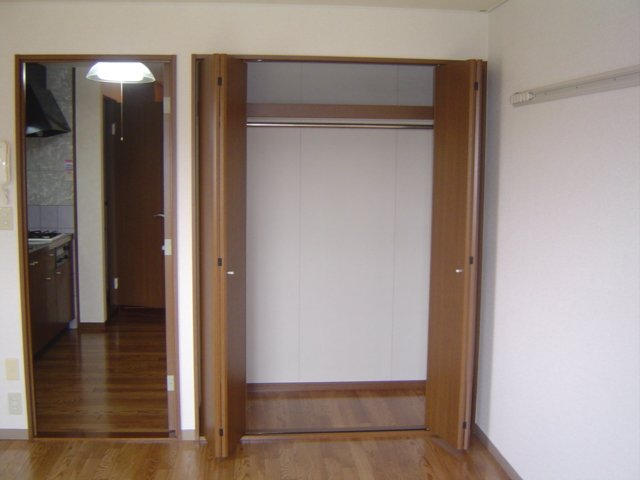 収納　クローゼット（イメージ）
