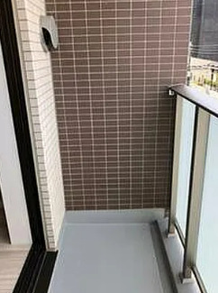 バルコニー　同マンション別部屋参照。
