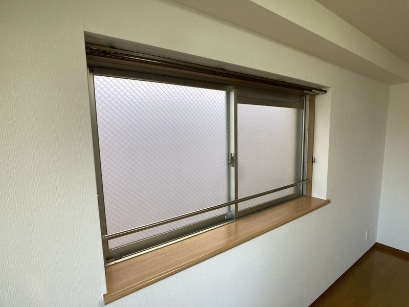 その他部屋・スペース　二面採光です