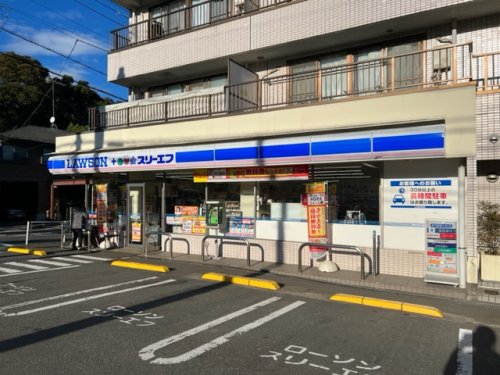 コンビニ　ローソンLTF羽沢店（コンビニ）まで53m