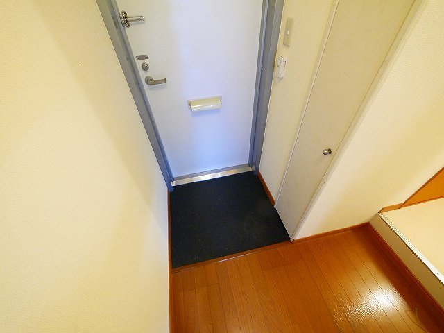 玄関　シンプルで使いやすい玄関です