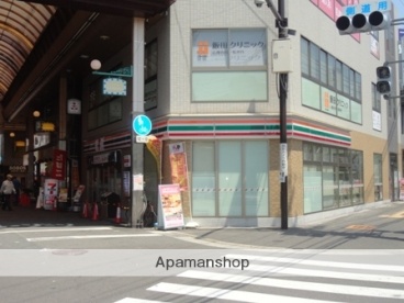 コンビニ　セブンイレブン（コンビニ）まで153m