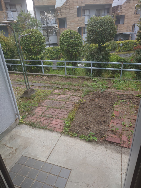 庭　下駄箱付き