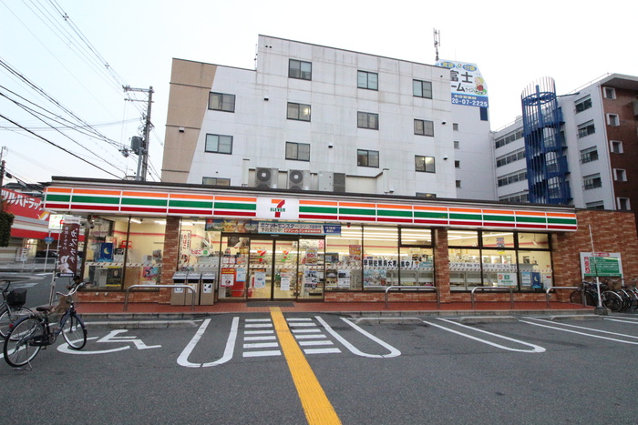 コンビニ　セブンイレブン大阪苅田２丁目店（コンビニ）まで350m